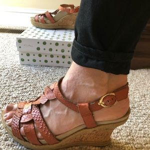 Earthier Corsica originally $178 size 10 $40